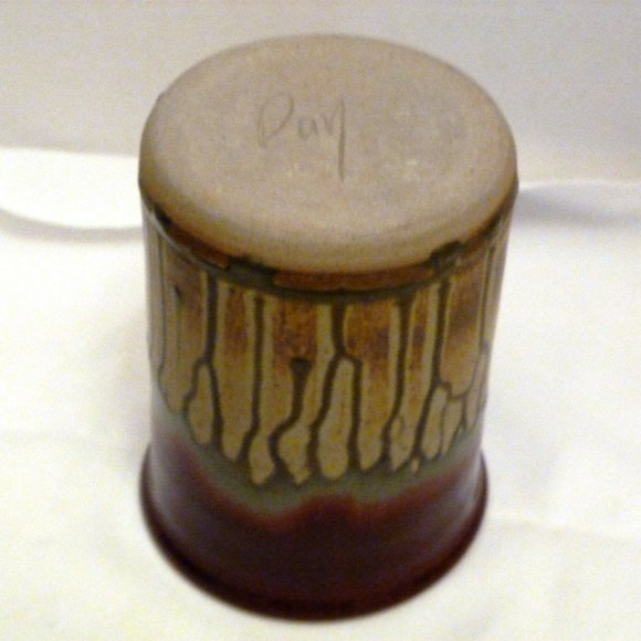 Handcrafted Art Pottery Crock by RAY POTTERY STUDIO: Paul & Evelyn Seagrove, NC - Picture 8 of 8